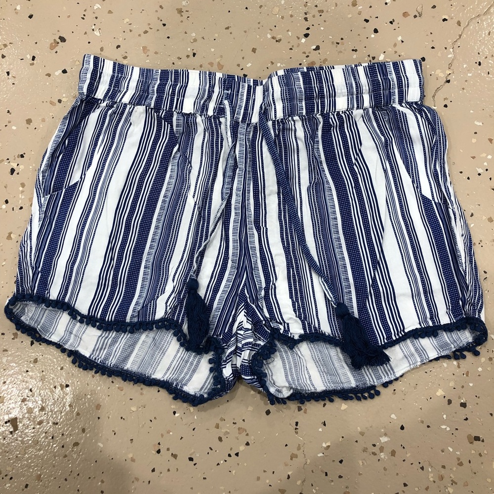 ✨cute design summer shorts!✨
